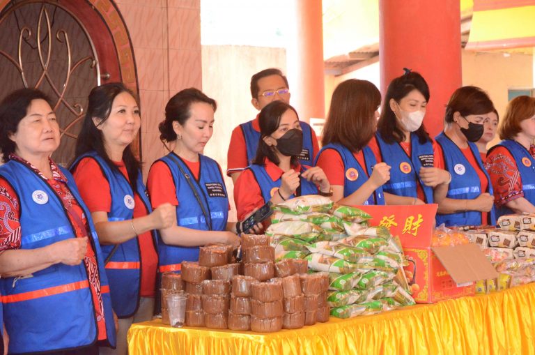 Sambut Tahun Baru Imlek, PSMTI Salurkan 1000 Paket Bansos ke Masyarakat