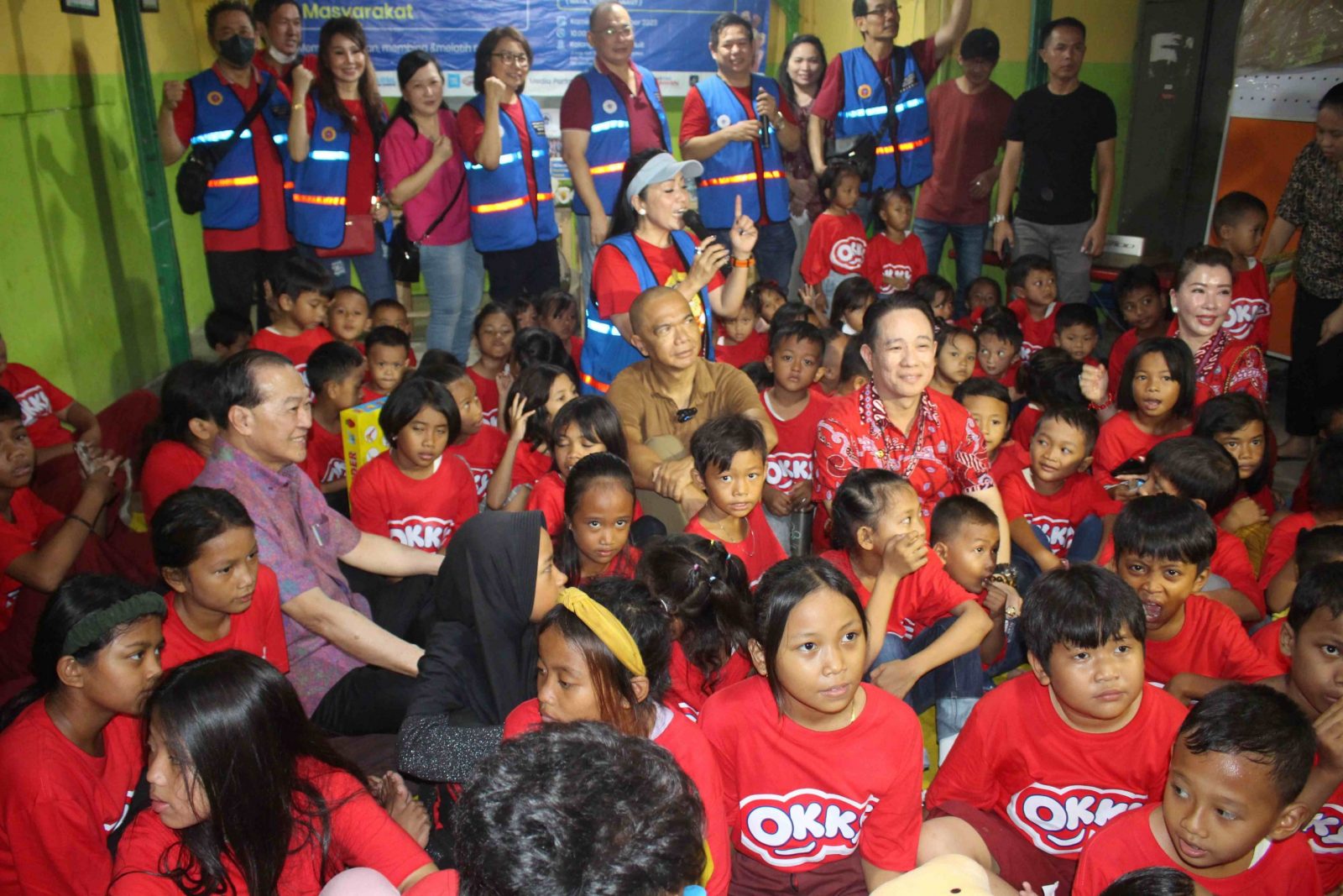 Menyatu dan Melayani Masyarakat, PSMTI Gelar Pemeriksaan THT Gratis Bagi Anak Kolong Jembatan