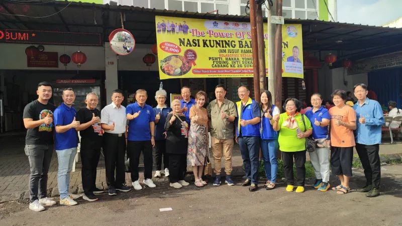 PSMTI Sukabumi Bersama 4 Organisasi Berbagi Makanan Murah Nasi Kuning Babah Alun